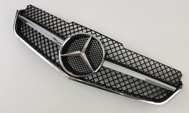 Чорна центральна решітка для Mercedes E-Class Coupe C207 (стиль AMG) фото