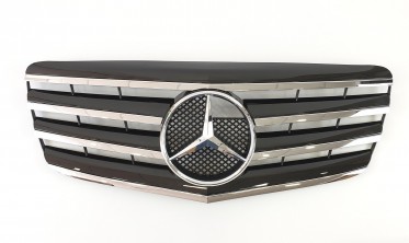 центральна решітка радіатора для Mercedes E-Class W211 (AMG Chrome Black) фото
