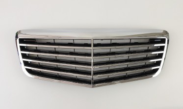 радиаторная решетка для Mercedes E-Class W211 (ASSY Chrome Black) фото