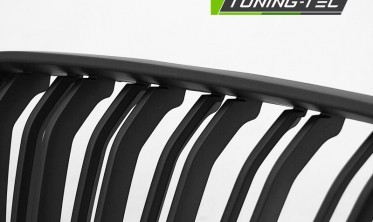 Решітка радіатора BMW F22 / F23 у sport стилі чорна матова фото