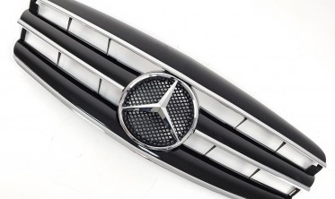 Черная решетка для Mercedes S-Class W221 (CL-Look) фото
