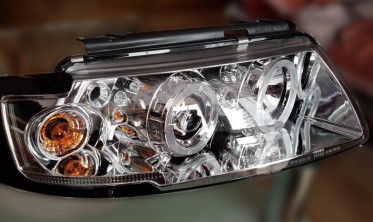 Фары передние тюнинговые VW Passat B5 Engel Eyes хром фото