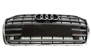 Черная с хромом решетка в стиле S-Line для Audi A6 C8  фото