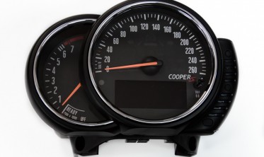 Шкали-замінники миль на км Mini F55/56/57, Countryman F60, Clubman F54 фото
