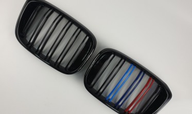 решетки тюнинговые (ноздри) для BMW X3 G01 / X4 G02 M-Look  фото
