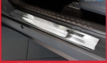 захисні накладки на пороги Toyota Rav IV / Toyota CH-R з написом Exclusive фото