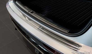 Защитная планка на задний бампер Audi Q5 Sportback фото