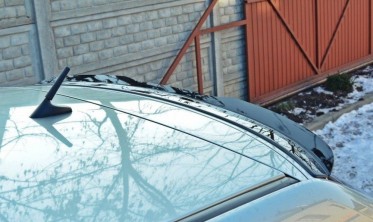 Накладка на спойлер крышки багажника Mazda CX-7 фото