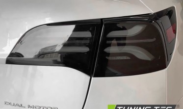Діодні задні ліхтарі Tesla Model 3 / Model Y темні з динамічними поворотами фото