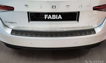 ЗАХИСНА НАКЛАДКА НА ЗАДНІЙ БАМПЕР Skoda Fabia 4 чорна фото