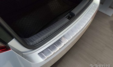 Защитная листва на задний бампер из нержавейки Skoda Fabia 4  фото