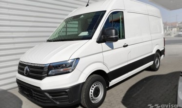 Черная защитная планка на задний бампер Volkswagen Crafter 2 фото