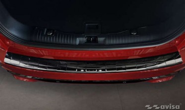 Захисна накладка (планка) з нержавіючої сталі на задній бампер Ford Kuga 3 ST-Line фото
