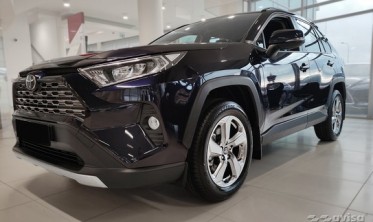 захисна накладка з нержавіючої сталі на задній бампер TOYOTA RAV4 5 фото