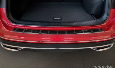 Черная планка Strong на задний бампер Volkswagen Tiguan II фото