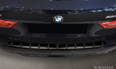 Черная листва Strong на задний бампер BMW 5 универсал G31  фото