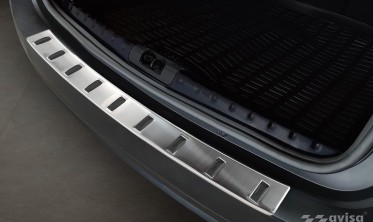 Захисна накладка (ліства) Strong на задній бампер Dacia Duster фото