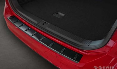 черная накладка STRONG на задний бампер VW Passat B8 универсал фото