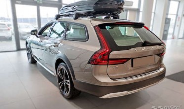 Защитная листва Strong на задний бампер Volvo V90 фото