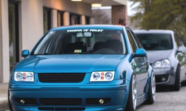 Решітка радіатора без логотипу VW Bora чорна фото
