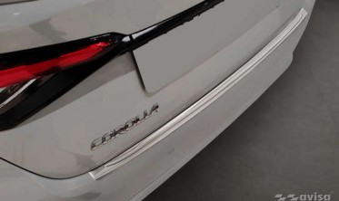 Накладка с загибом на край бампера Toyota Corolla 12 Sedan фото