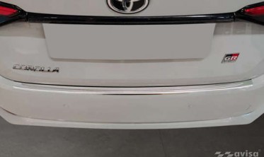 Накладка с загибом на край бампера Toyota Corolla 12 Sedan фото