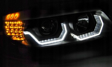 Фари передні BMW E90 E91 з 3D світлодіодними кільцями фото