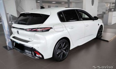 Чорна накладка на задній бампер Peugeot 308 MK3 фото