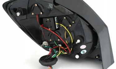 Черные диодные стопы (фонари тюнинговые) SKODA FABIA 2 фото