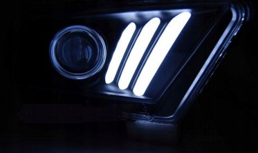 Тюнінг фари передні чорні FORD MUSTANG 5 2010-2013 динамічні повороти фото