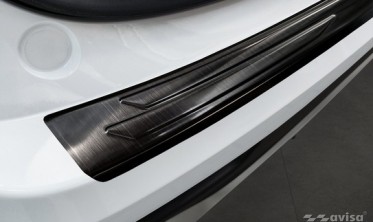 Черная защитная листва на задний бампер Lexus NX 2 фото