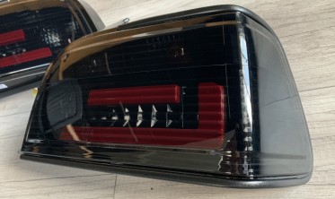 Тюнінгові LED задні ліхтарі BMW E36 coupe тоновані фото