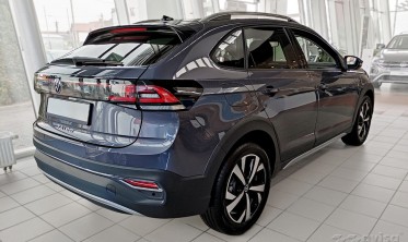 Черная защитная листва на край заднего бампера Volkswagen Taigo  фото