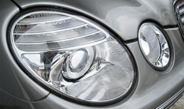 Фари передні Mercedes W211 E-class 2002-2006 у стилі післярестайл фото