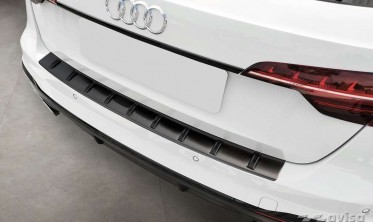 Черная защитная накладка на задний бампер Strong Audi A4 B9 Avant фото