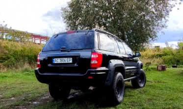 Диодные задние фонари CHRYSLER JEEP GRAND CHEROKEE WJ фото