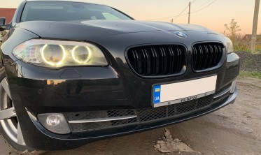 Решетка радиатора (ноздри) BMW F10, F11 с двойными ребрами фото
