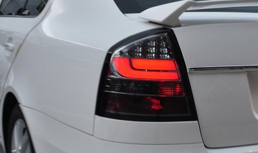 Задні ліхтарі Skoda Octavia 2 A5 тоновані седан LED BAR фото
