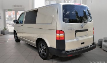 Черная защитная листва Strong на задний бампер Volkswagen T5 фото