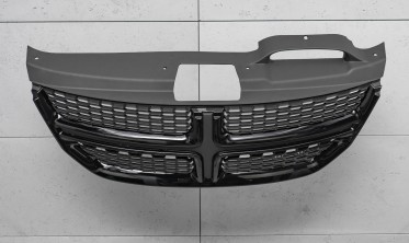 Черная решетка радиатора Dodge Journey I 2008-2020 фото