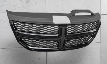 Черная решетка радиатора Dodge Journey I 2008-2020 фото