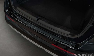Накладка на край заднього бампера BMW X1 III U11 (чорна дзеркальна) фото