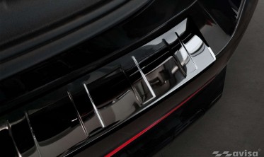 Накладка на край заднього бампера BMW X1 III U11 (чорна дзеркальна) фото