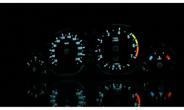 Плазмові накладки в приладку BMW Е39, Е38, Х5 Е53 М стиль фото