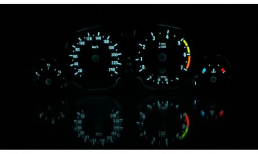 Плазмові накладки в приладку BMW Е39, Е38, Х5 Е53 М стиль фото