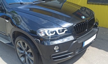 Тюнинговые фары передние BMW X5 E70 с 3D кольцами и ДХО фото