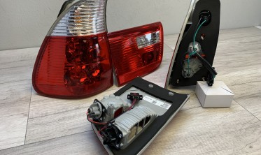 Задні ліхтарі BMW X5 E53 червоно-білі тюнінгові фото