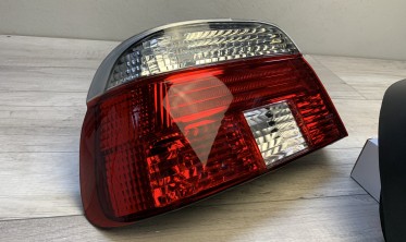 Задние фонари BMW E39 седан в стиле М5 фото