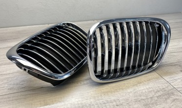Решітка радіатора (ніздрі) BMW E39 хром фото