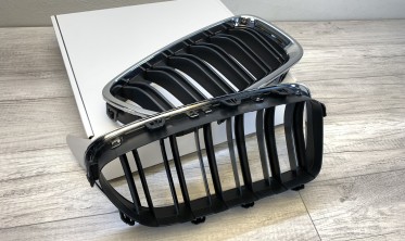 Решетка радиатора BMW F10 / F11 в стиле M5 хром рамка фото